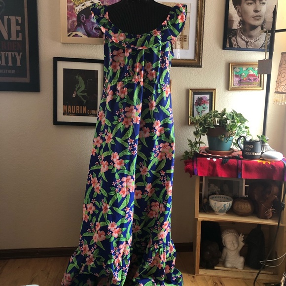 Vintage Hawaiian Maxi Dress - Picture 2 of 3